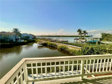 2486 Harbour Cove Drive Hutchinson Island FL 34949