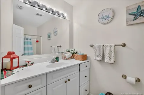 2084 SE Wild Meadow Circle Port St Lucie FL 34952