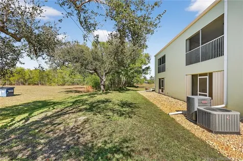 2084 SE Wild Meadow Circle Port St Lucie FL 34952