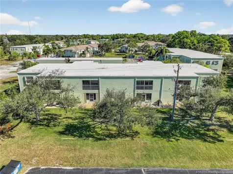 2084 SE Wild Meadow Circle Port St Lucie FL 34952