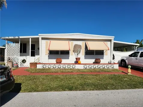 215 SE Trafalgar Terrace Stuart FL 34994