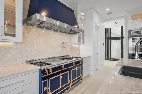 3016 SE Dune Drive Stuart FL 34996