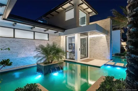 3016 SE Dune Drive Stuart FL 34996