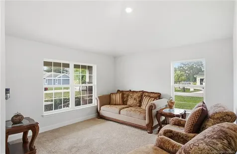 5238 NW Reba Circle Port St Lucie FL 34986