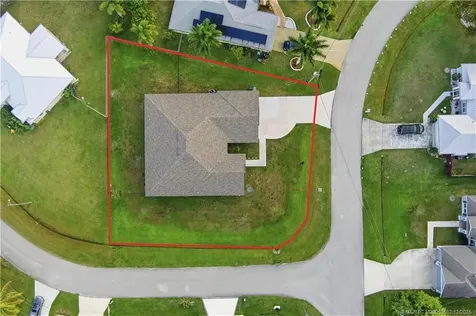 5238 NW Reba Circle Port St Lucie FL 34986