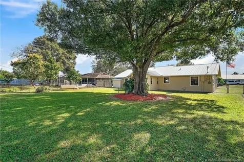 2481 SE Calusa Avenue Port St Lucie FL 34952