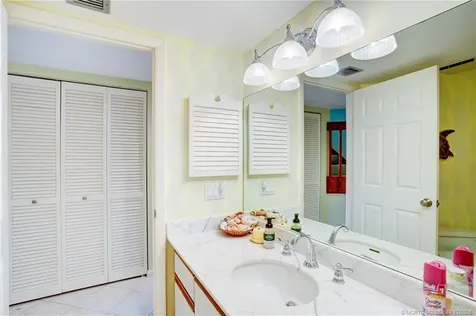 233 NE Edgewater Drive Stuart FL 34996