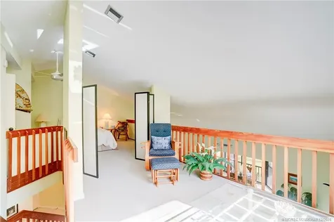 233 NE Edgewater Drive Stuart FL 34996