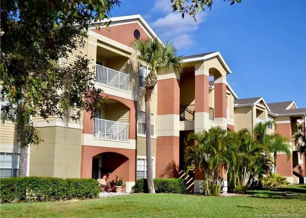 1950 Summer Club Drive Oviedo FL 32765