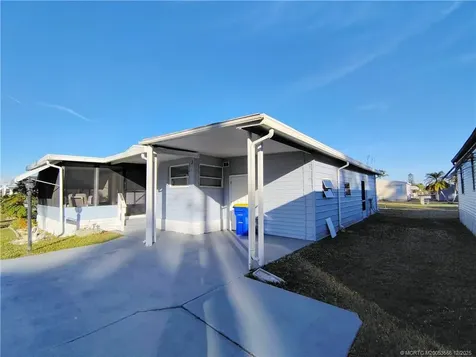 2581 SW Pontiac Place Stuart FL 34997