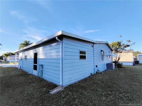 2581 SW Pontiac Place Stuart FL 34997