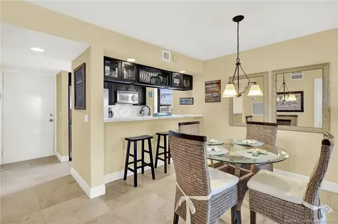 40 NE Plantation Road Stuart FL 34996