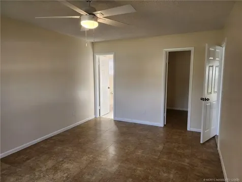 941 SW Mccall Road Port St Lucie FL 34953