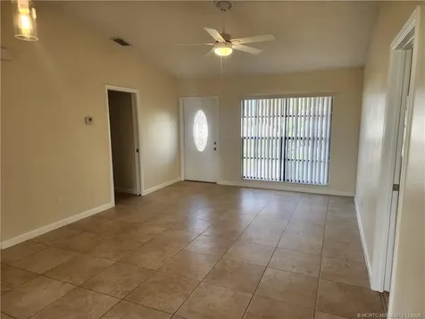 941 SW Mccall Road Port St Lucie FL 34953
