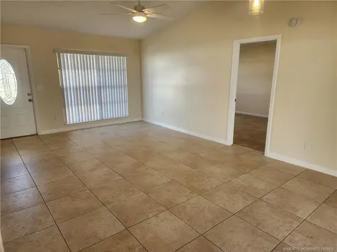 941 SW Mccall Road Port St Lucie FL 34953