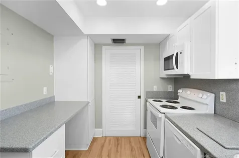 3482 NE Causeway Boulevard Jensen Beach FL 34957