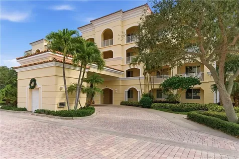 1 Harbour Isle Drive E Fort Pierce FL 34949