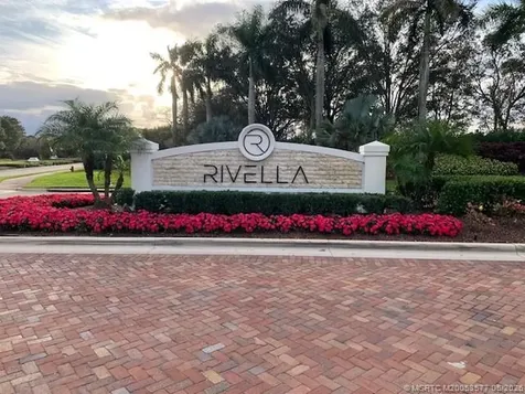 133 SE Via Lago Cervaro Port St Lucie FL 34952