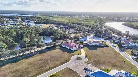 133 SE Via Lago Cervaro Port St Lucie FL 34952