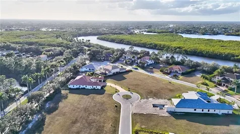 133 SE Via Lago Cervaro Port St Lucie FL 34952