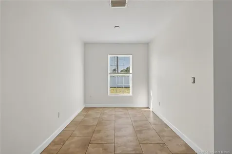 1855 17th Avenue SW Vero Beach FL 32962