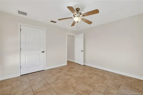 1855 17th Avenue SW Vero Beach FL 32962
