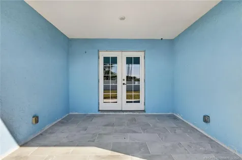 1855 17th Avenue SW Vero Beach FL 32962