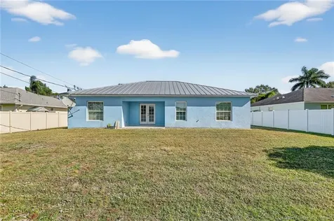 1855 17th Avenue SW Vero Beach FL 32962