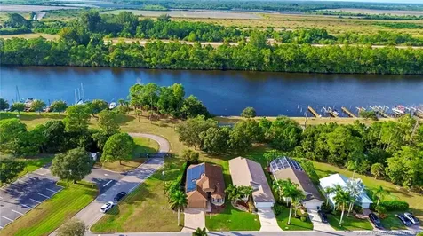 8946 SW Fishermans Wharf Drive Stuart FL 34997
