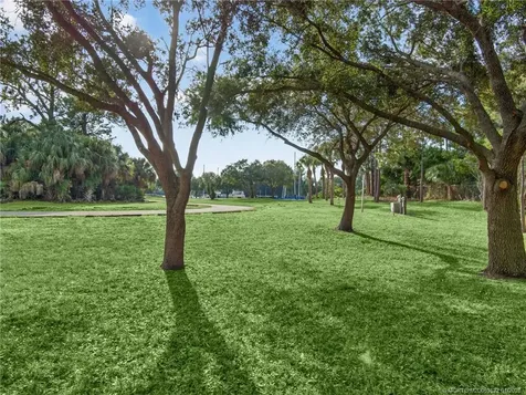 8946 SW Fishermans Wharf Drive Stuart FL 34997