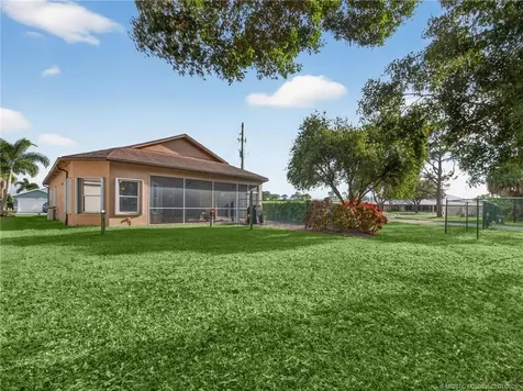 8946 SW Fishermans Wharf Drive Stuart FL 34997
