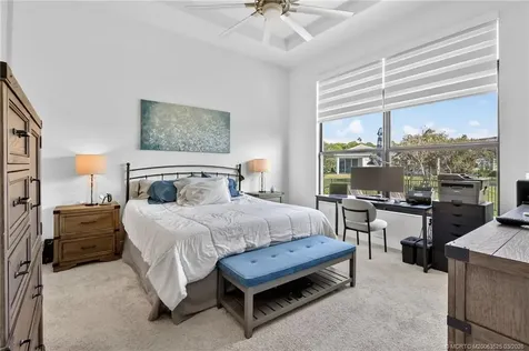 180 SE Via Bisento Port St Lucie FL 34952