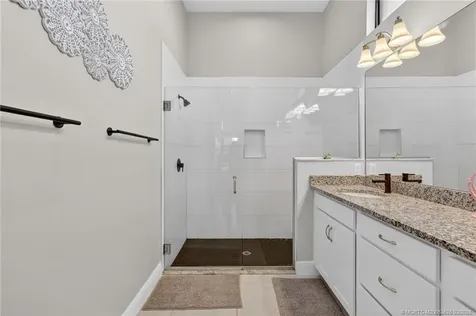 180 SE Via Bisento Port St Lucie FL 34952