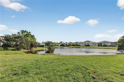 180 SE Via Bisento Port St Lucie FL 34952