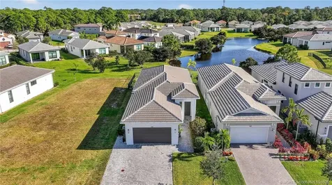 180 SE Via Bisento Port St Lucie FL 34952
