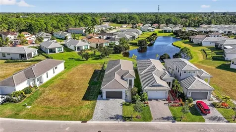 180 SE Via Bisento Port St Lucie FL 34952