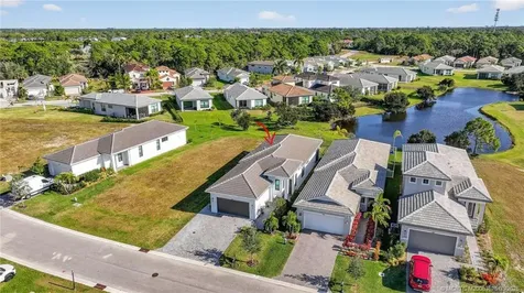 180 SE Via Bisento Port St Lucie FL 34952