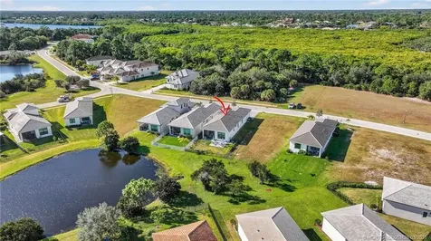 180 SE Via Bisento Port St Lucie FL 34952