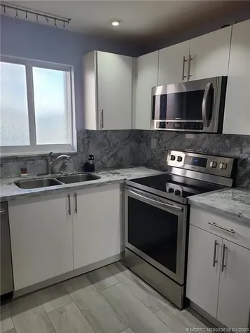 13715 SW 66th Street Miami FL 33183