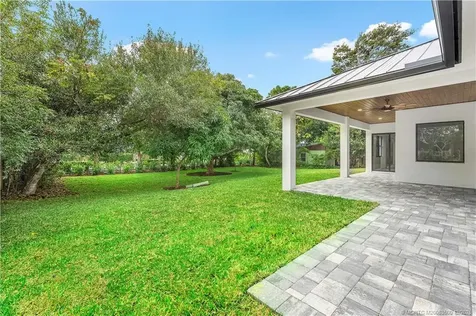 513 SW South Carolina Drive Stuart FL 34994