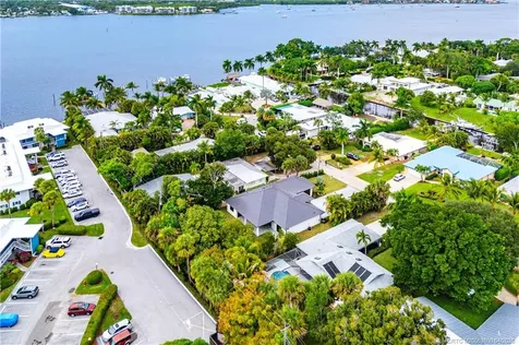 513 SW South Carolina Drive Stuart FL 34994