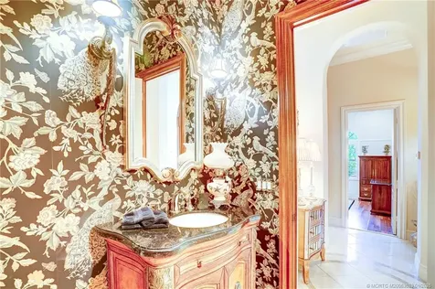 231 SE Bella Strano Port St Lucie FL 34984