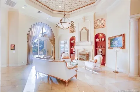 231 SE Bella Strano Port St Lucie FL 34984