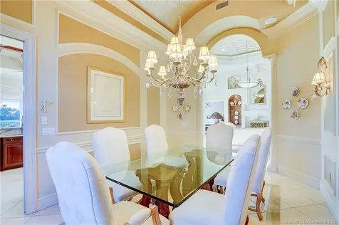 231 SE Bella Strano Port St Lucie FL 34984