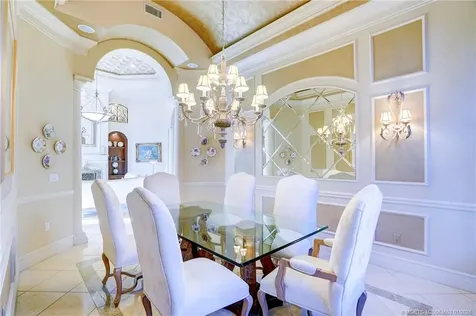 231 SE Bella Strano Port St Lucie FL 34984