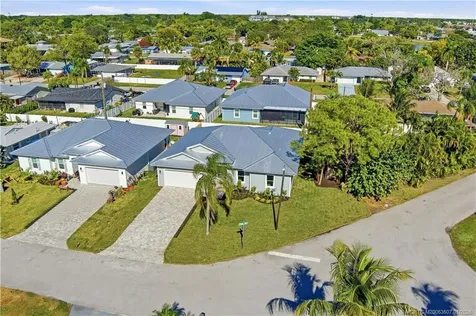 1063 NW 12th Terrace Stuart FL 34994