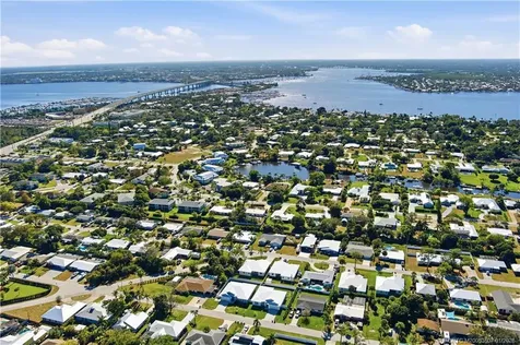 1063 NW 12th Terrace Stuart FL 34994