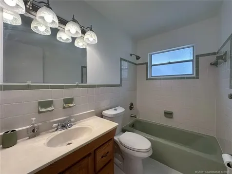 1739 SE Madison Street Stuart FL 34997