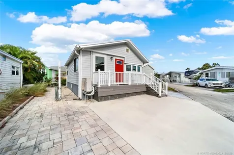 10725 S Ocean Drive Jensen Beach FL 34957