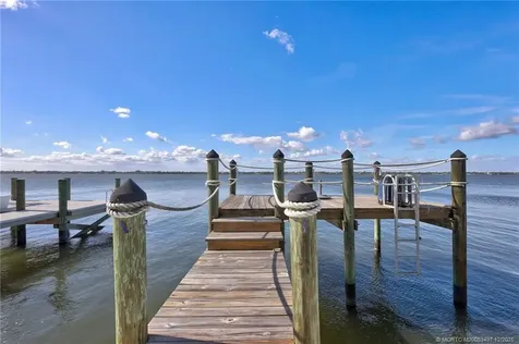 1116 Nettles Boulevard Jensen Beach FL 34957